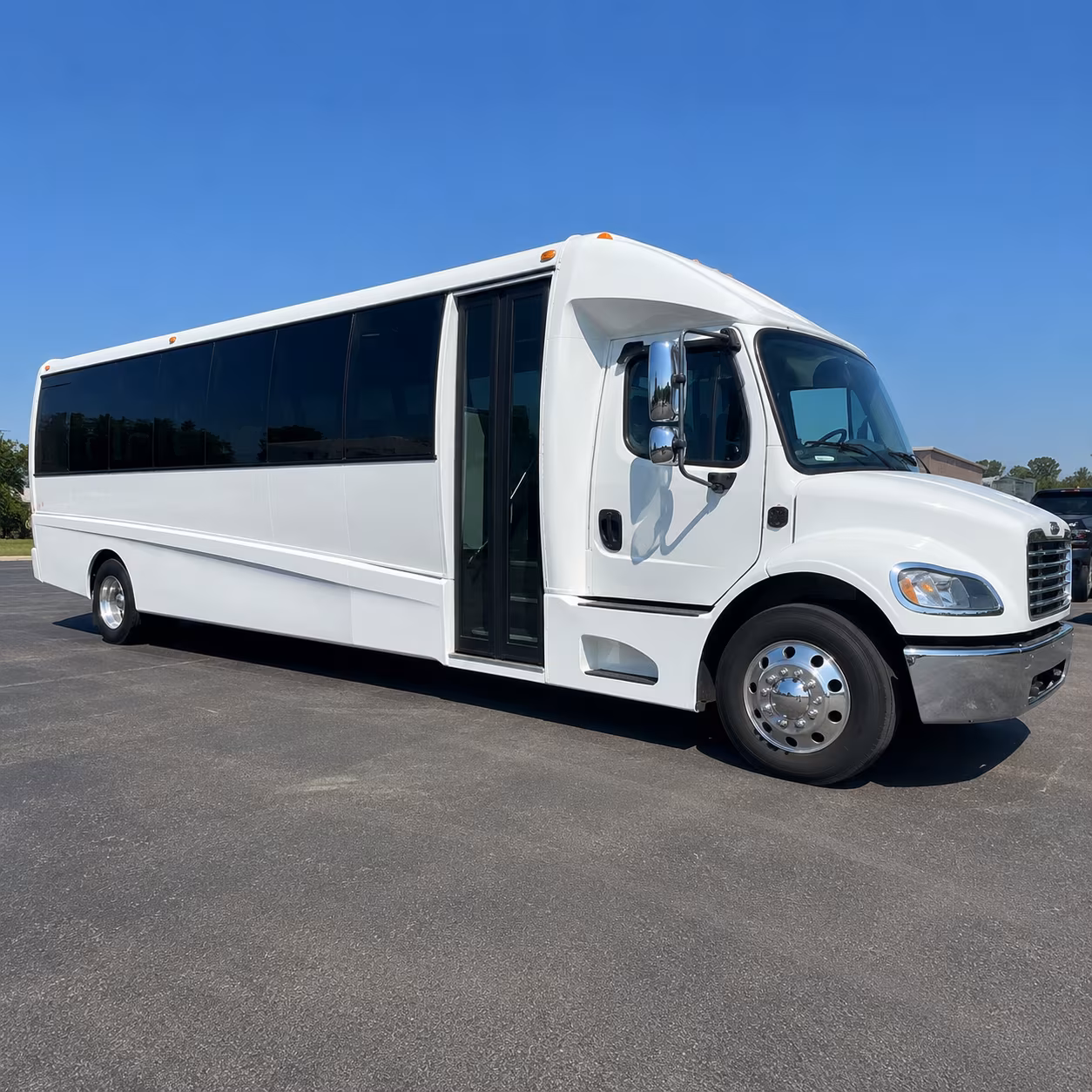 bus rentals for garland trade shows expos and large scale corporate travel