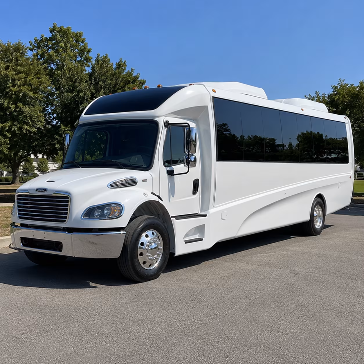 garland 20 passenger minibus